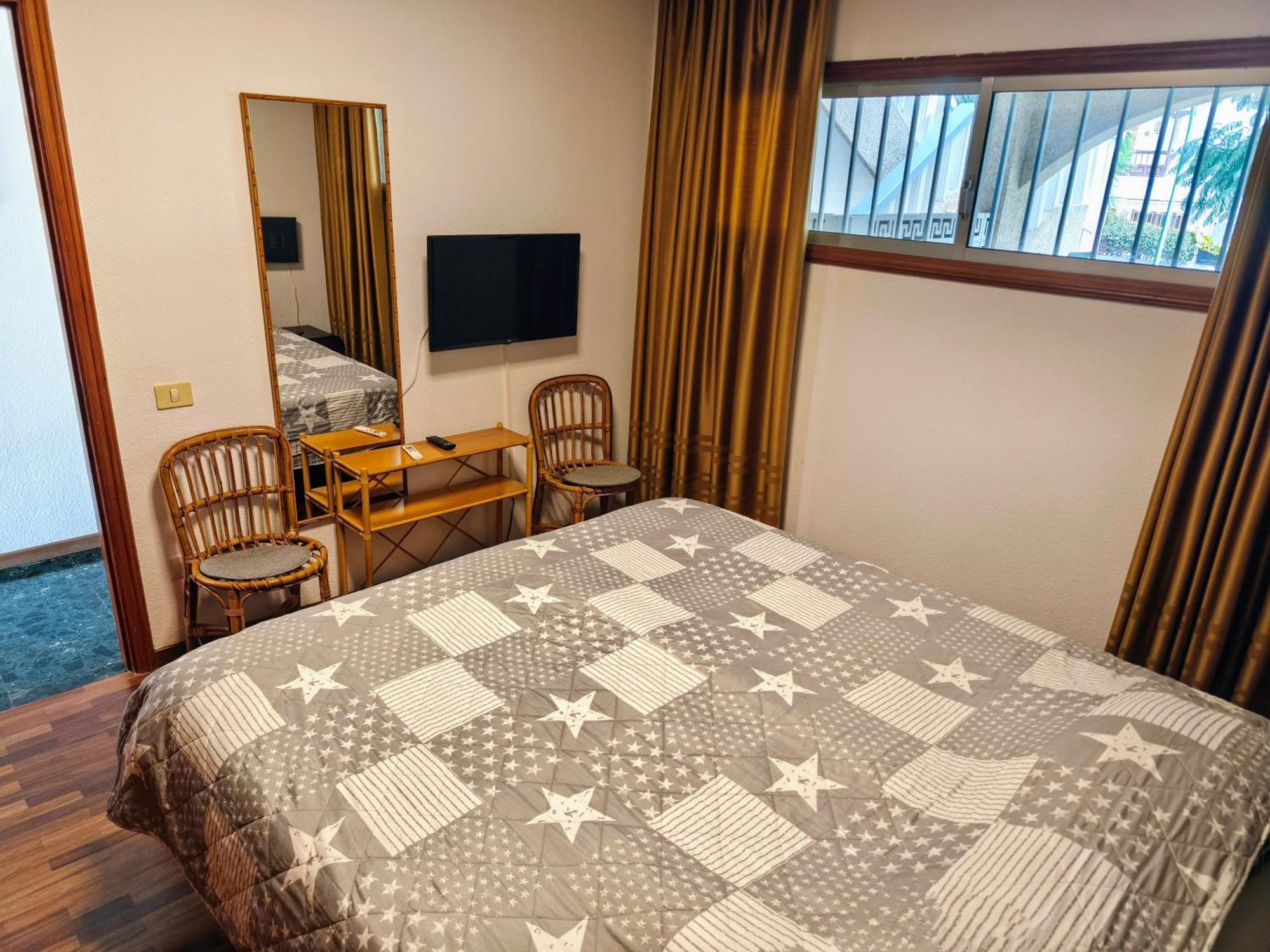 Elegant And Peaceful Aparments With Pool And Garden Daire Puerto de la Cruz  Dış mekan fotoğraf